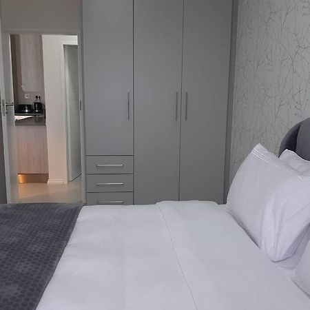 Mikeys Place On New: 2Bed2Bath No.1 With Free Wifinetflix Midrand Exterior photo